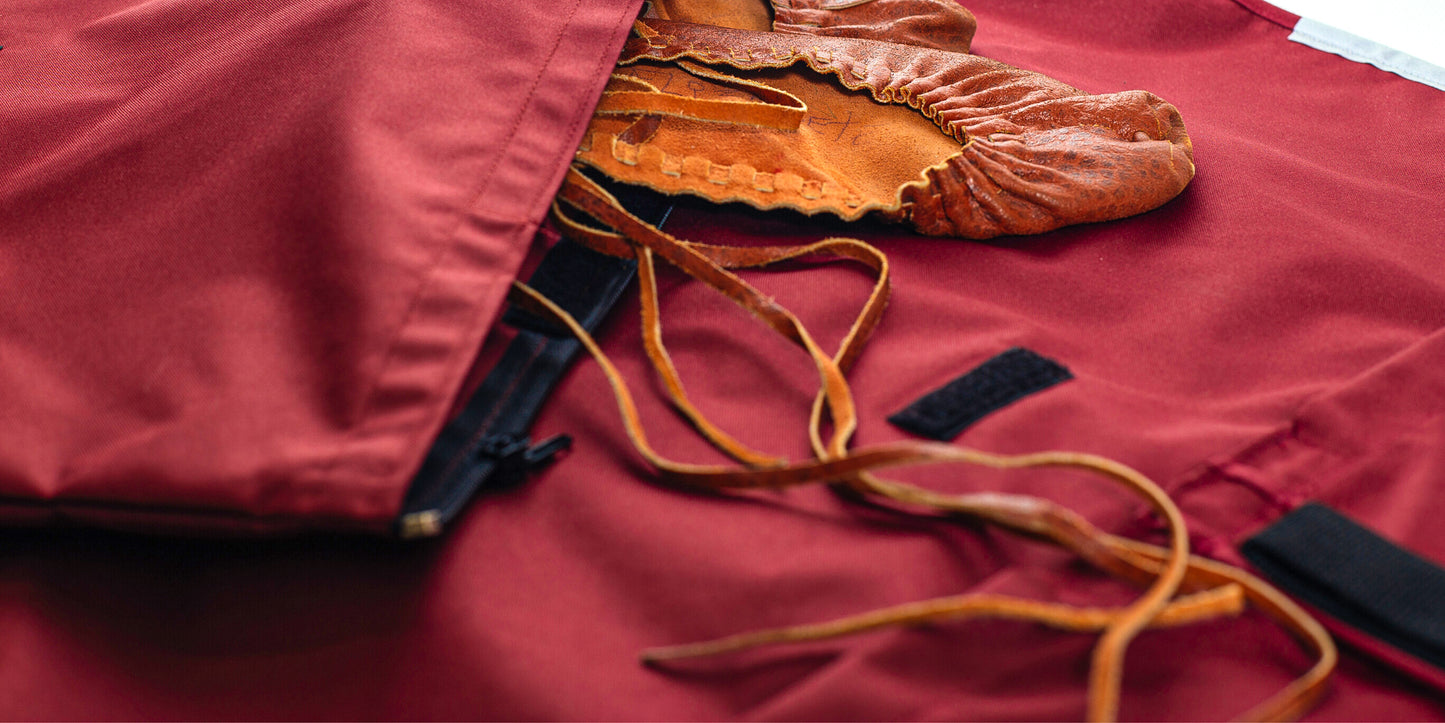 Bordo (raudona) SIMPLE+ platus krepšys