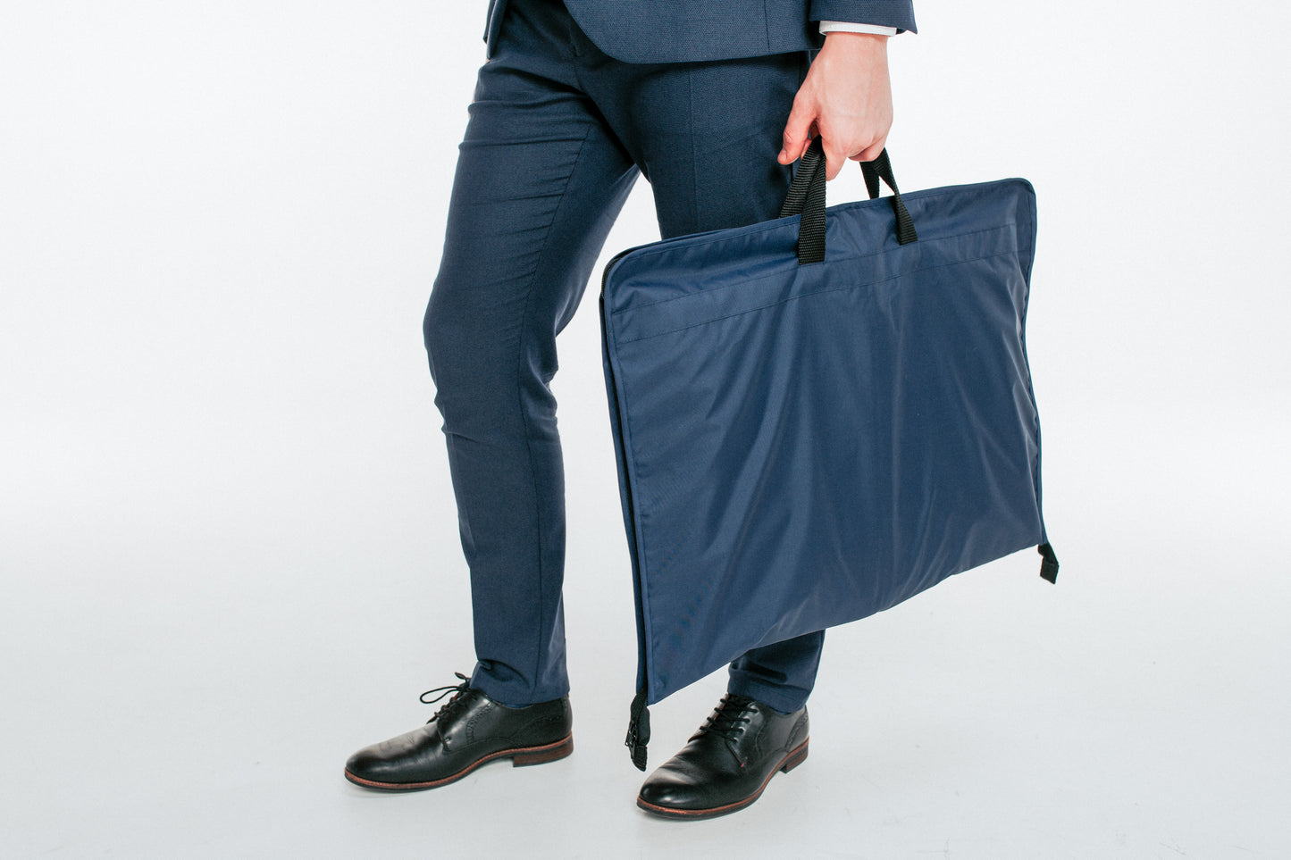 Navy blue BUSINESS suit bag